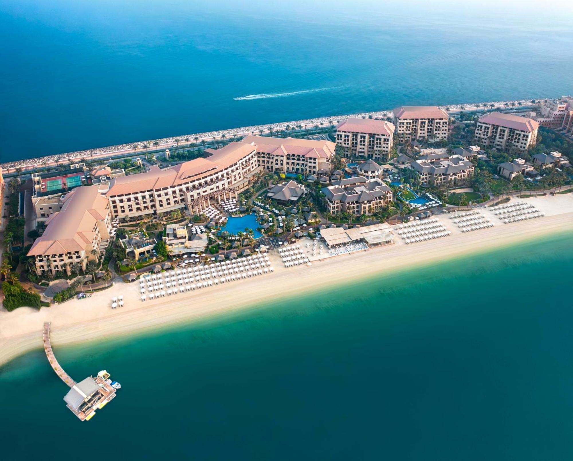 Sofitel Dubai The Palm Resort & Spa Esterno foto Aerial view of Jumeirah Beach Hotel